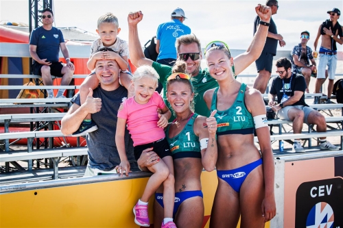 FOTO: CEV. Paulikiene/Raupelyte (LTU) vs Klinger D./Klinger R. (AUT)