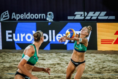 FOTO: CEV. Paulikiene/Raupelyte (LTU) vs Hermannova/Stochlova (CZE)