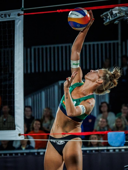 FOTO: CEV. Paulikiene/Raupelyte (LTU) vs Hermannova/Stochlova (CZE)