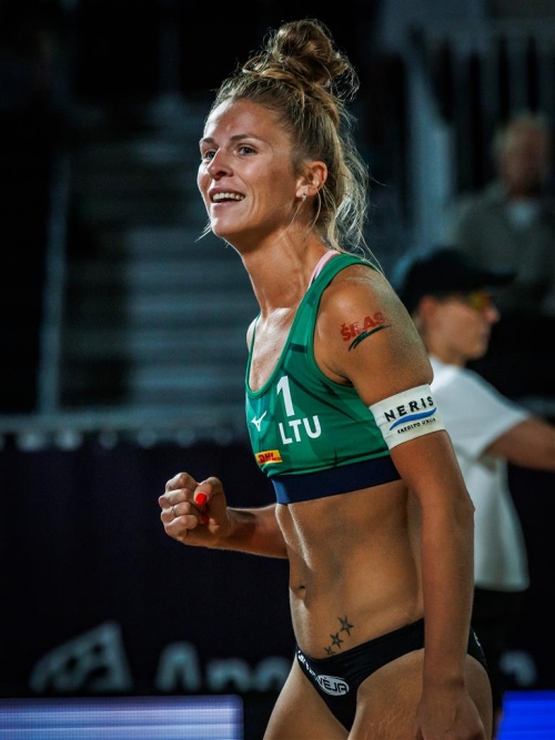 FOTO: CEV. Paulikiene/Raupelyte (LTU) vs Hermannova/Stochlova (CZE)