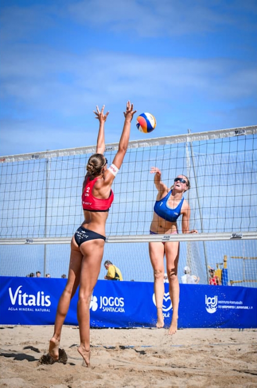 FOTO: Volleyball World. Paulikiene/Raupelyte (LTU) vs Kraft/Stockman (USA)
