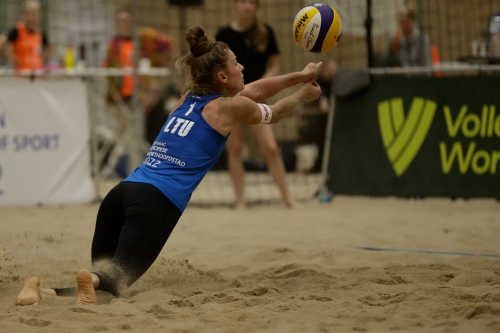 FOTO: CEV. Kernen/Annique (SUI) vs Paulikiene/Raupelyte (LTU)