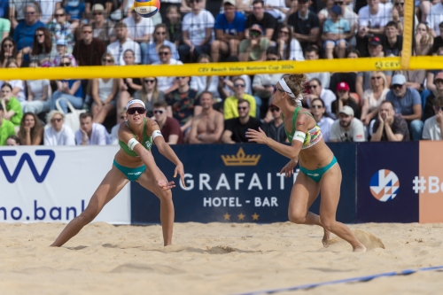 FOTO: Augustas Cetauskas. Paulikiene/Raupelyte (LTU) vs Klinger D./Klinger R. (AUT)