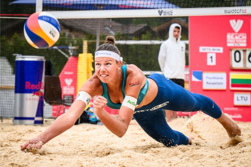 FOTO: Volleyball World. Paulikiene/Raupelyte (LTU) vs Cannon/Kraft (USA)