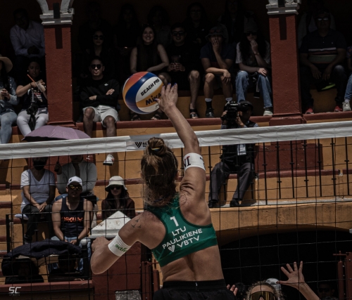 FOTO: SC Sports Media. Paulikiene/Raupelyte LTU vs	Pavelkova K./Pavelkova A. CZE