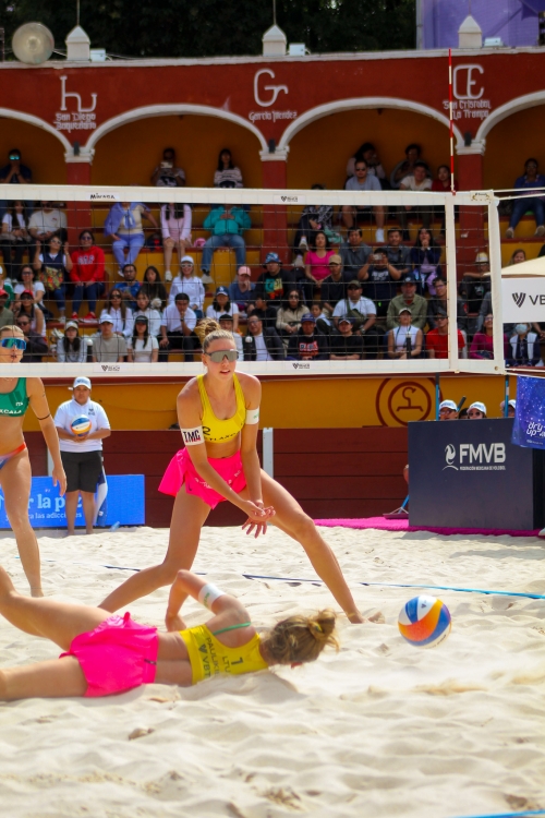 FOTO: REMONTADAS. Scampoli/Bianchi ITA vs Paulikiene/Raupelyte LTU