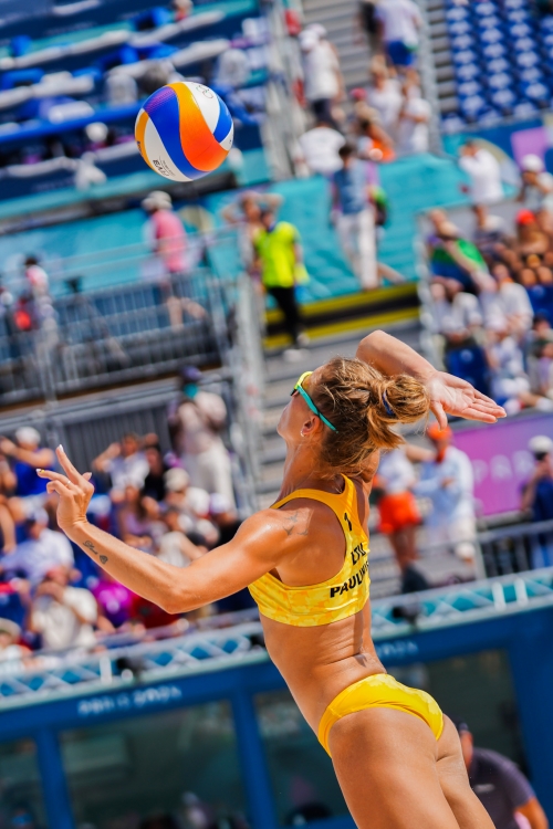 FOTO: Kipras Streimikis. Paulikiene/Raupelyte (LTU) vs Carol/Barbara (BRA)