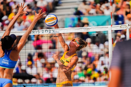 FOTO: Kipras Streimikis. Paulikiene/Raupelyte (LTU) vs Carol/Barbara (BRA)