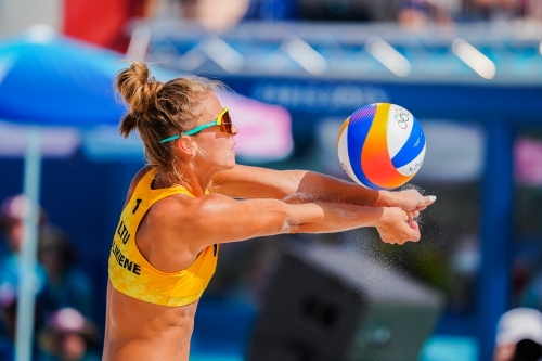 FOTO: Kipras Streimikis. Paulikiene/Raupelyte (LTU) vs Carol/Barbara (BRA)