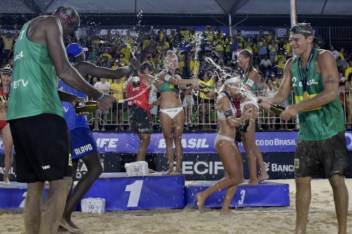 FOTO: Volleyball World. Awarding Ceremony