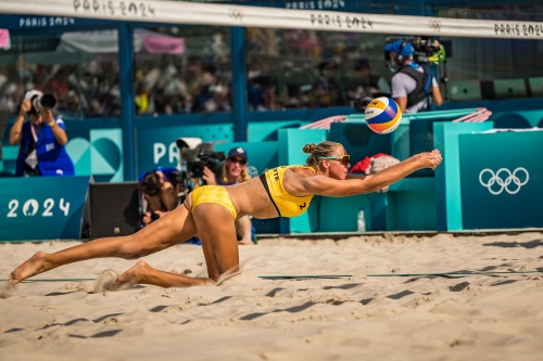 FOTO: Vytautas Draginis. Paulikiene/Raupelyte (LTU) vs Carol/Barbara (BRA)