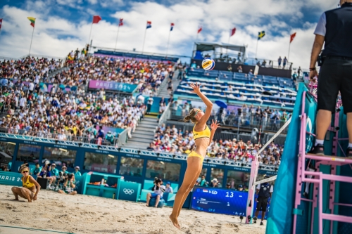 FOTO: Vytautas Draginis. Paulikiene/Raupelyte (LTU) vs Stam/Schoon (NED)