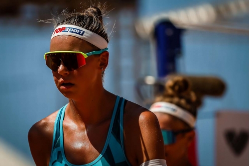 FOTO VOLLEYBALL WORLD. Placette/Richard (FRA) vs. Paulikiene/Raupelyte (LTU)
